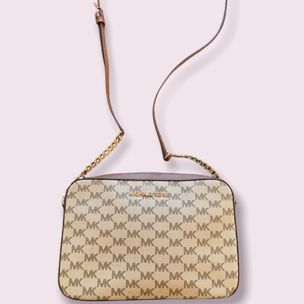 Michael Kors Jet Set Crossbody